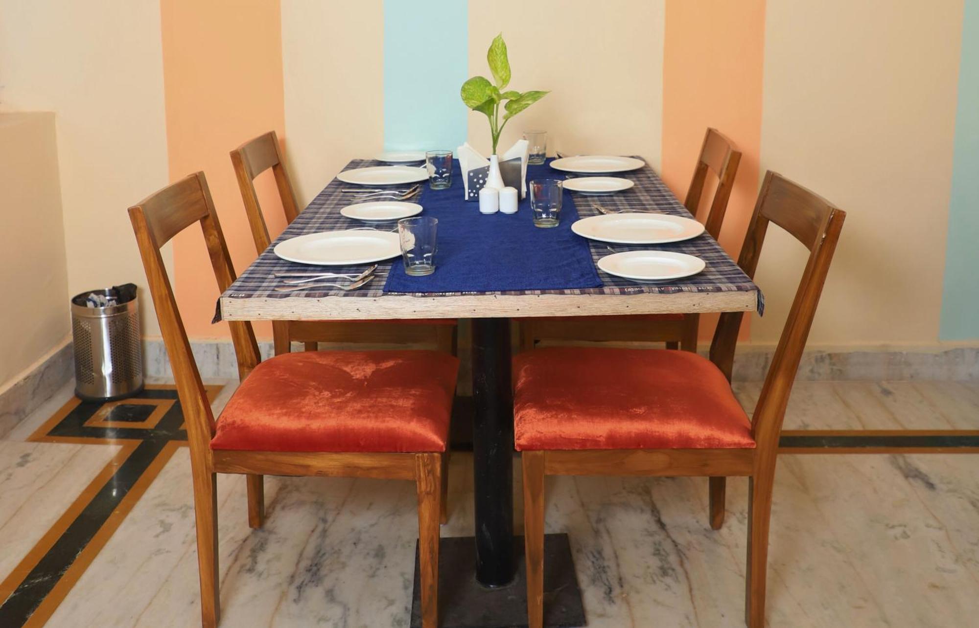 Kenth Hari Resort Dhaulpur By Shrigo Hotels Luaran gambar